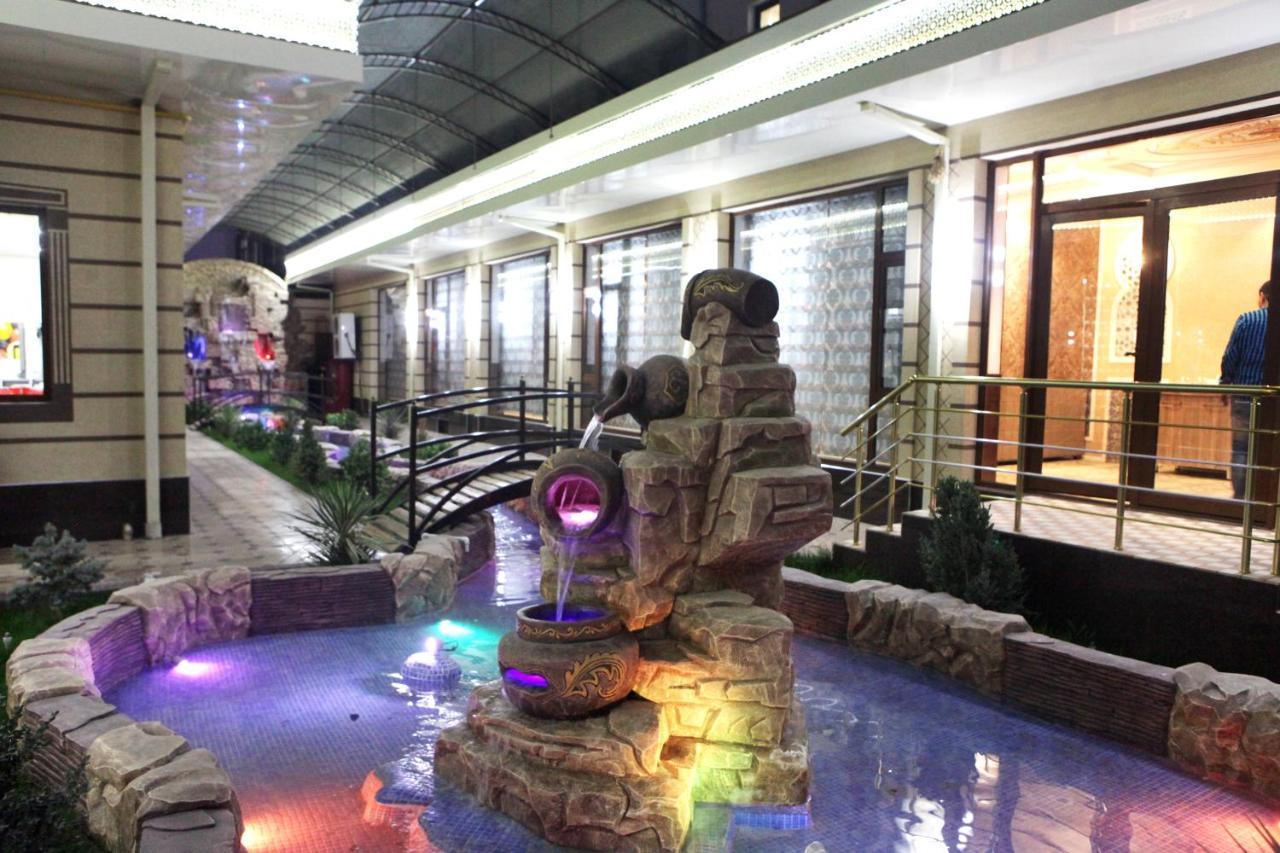 Hotel Naxshab Karshi Esterno foto