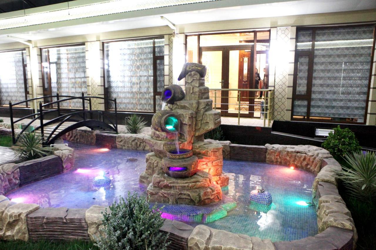 Hotel Naxshab Karshi Esterno foto