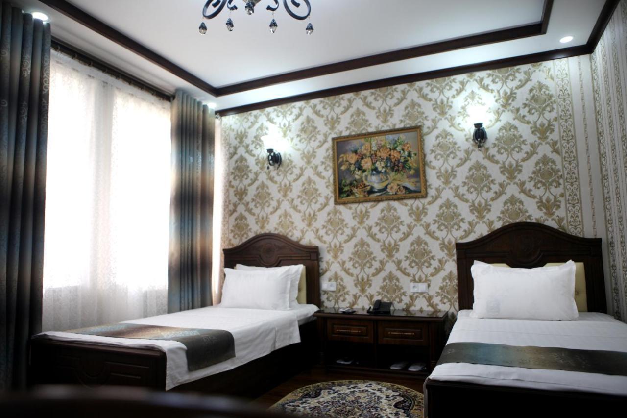 Hotel Naxshab Karshi Esterno foto