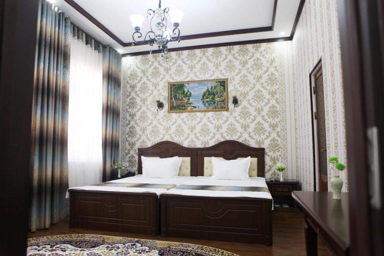 Hotel Naxshab Karshi Esterno foto