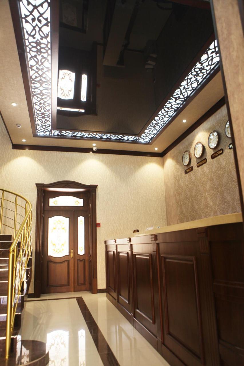 Hotel Naxshab Karshi Esterno foto