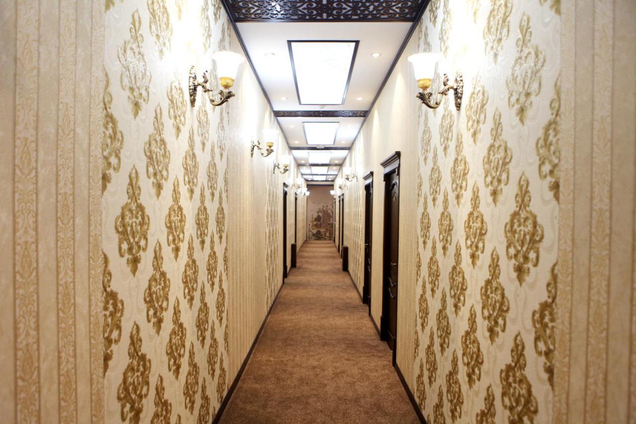 Hotel Naxshab Karshi Esterno foto