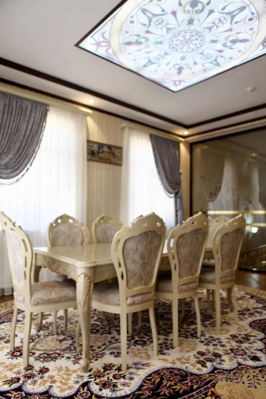 Hotel Naxshab Karshi Esterno foto